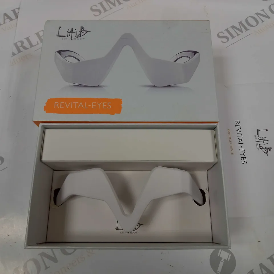 BOXED LAB REVITAL EYE LED+ MICRO CURRENT EYE