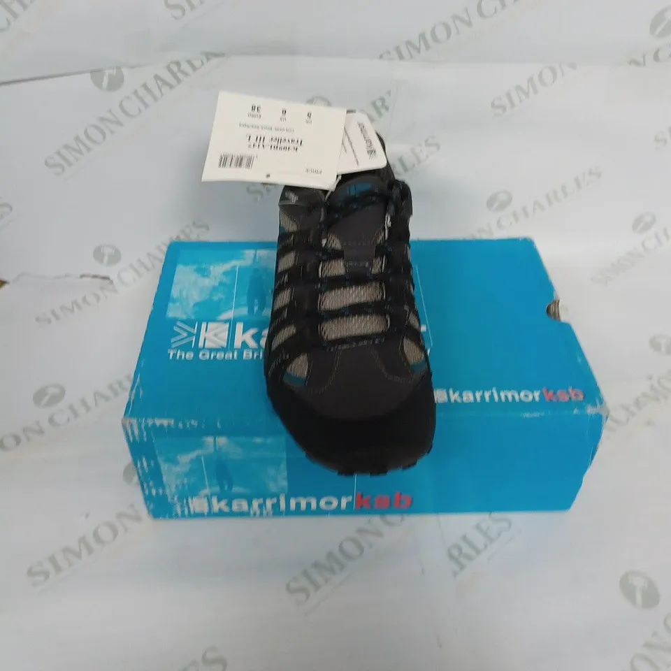 BOXED KARRIMOR TRAVELLER SHOES SIZE 5
