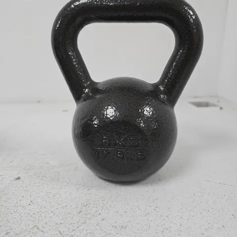CAST IRON KETTLEBELL, 8 KG
