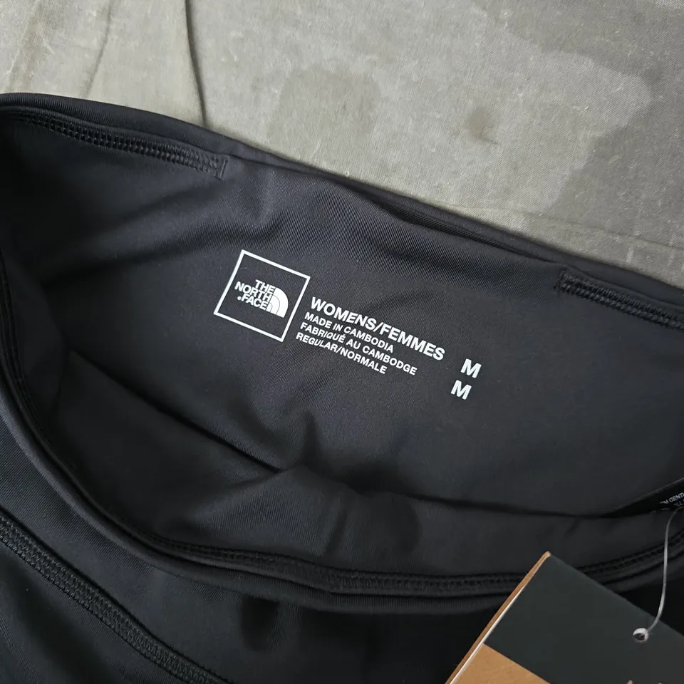 THE NORTH FACE W FLEX 25IN TIGHTS IN BLACK - MEDIUM