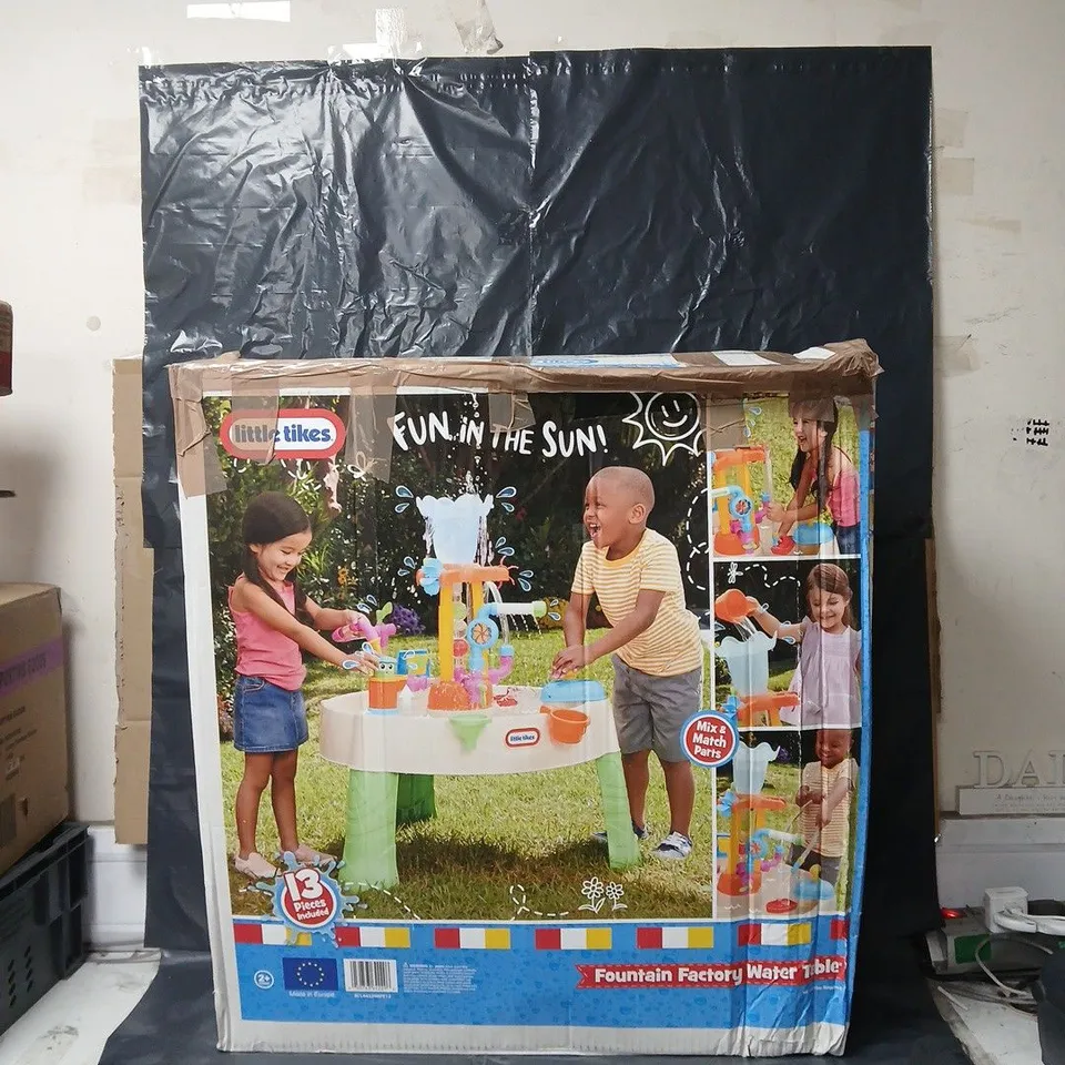 BOXED LITTLE TIKES FOUNTAIN FACTORY WATER TABLE
