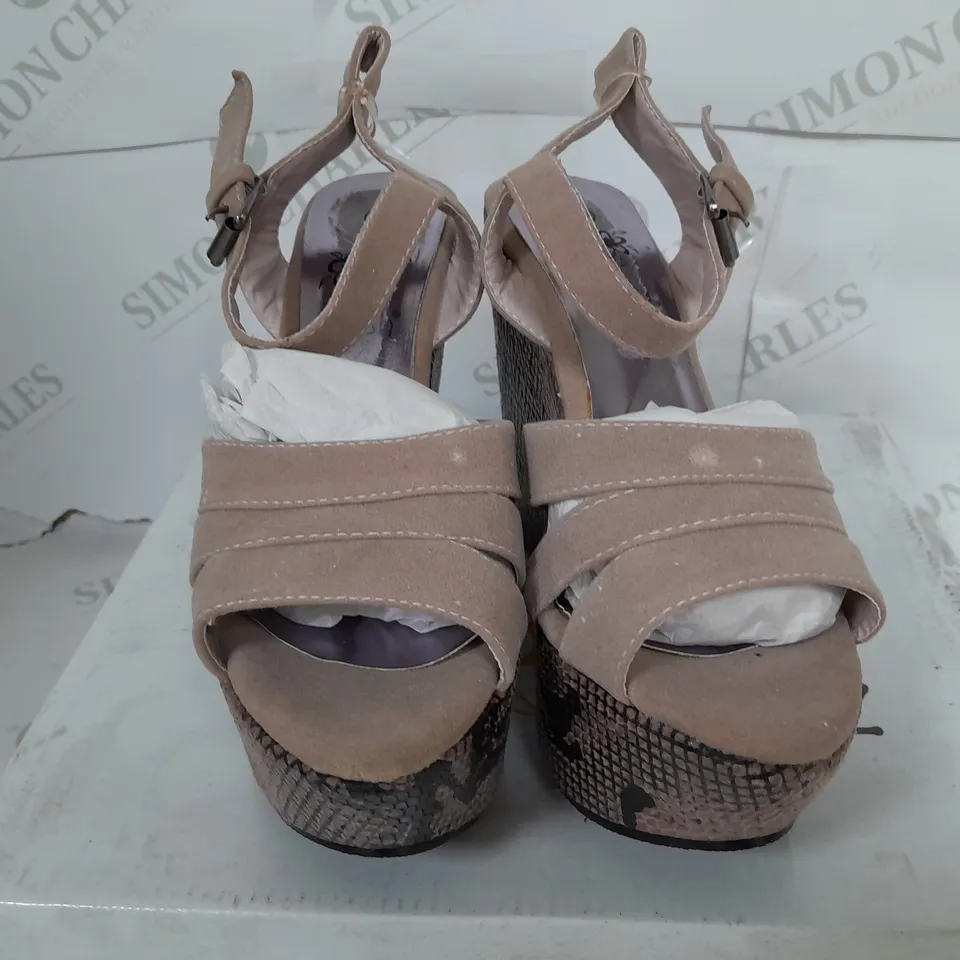 BOXED PAIR OF KRUSH OPEN TOE STRAP PLATFORM SHOES IN MINK - SIZE 3