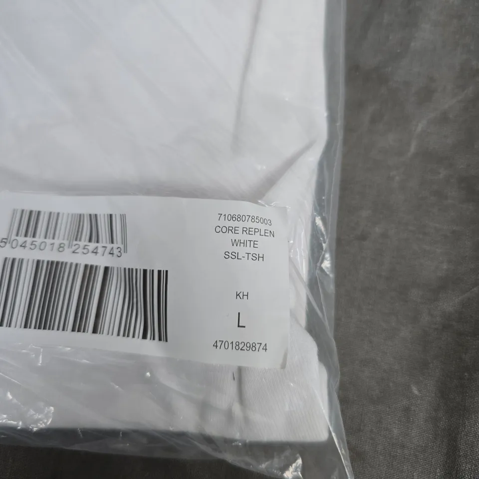 POLO RALPH LAUREN CUSTOM SLIM FIT WHITE T-SHIRT – MEN’S, SIZE L
