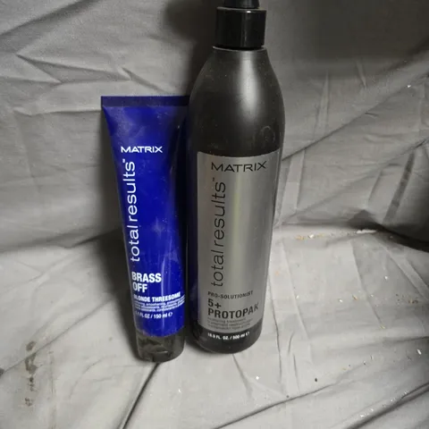 APPROXIMATELY 15 MATRIX HAIR CARE PRODUCTS INCLUDING TOTAL RESULTS BRASS OFF BLONDE THREESOME 150ML/TOTAL RESULTS PRO SOLUTIONIST 5+ PROTOPAK 500ML