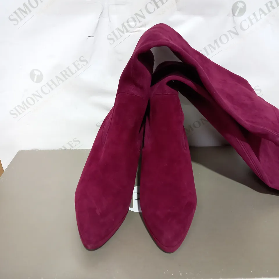 PETER KAISER KNEE HIGH SUEDE HEELED BOOTS, BURGUNDY - SIZE 7