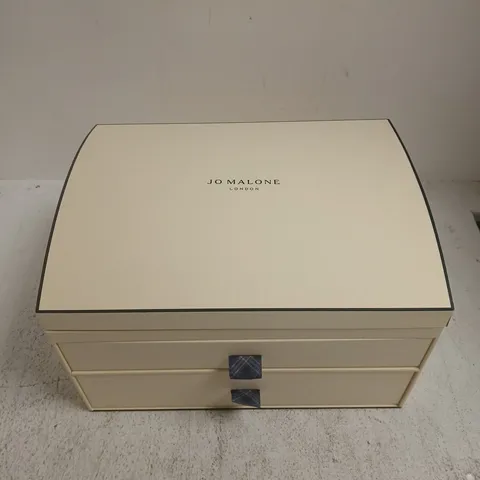 BOXED JO MALONE LONDON ADVENT CALENDAR