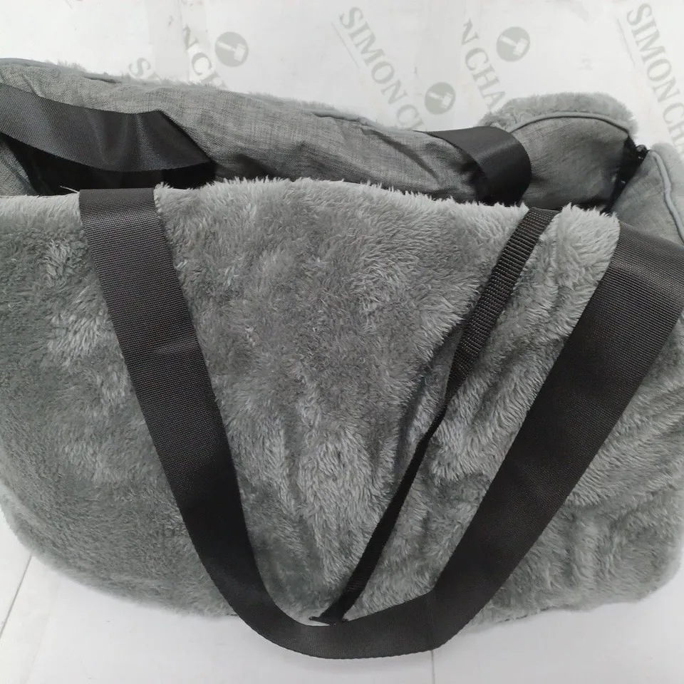 PET FANG FANG CARRY-ALONG PET BED IN GREY