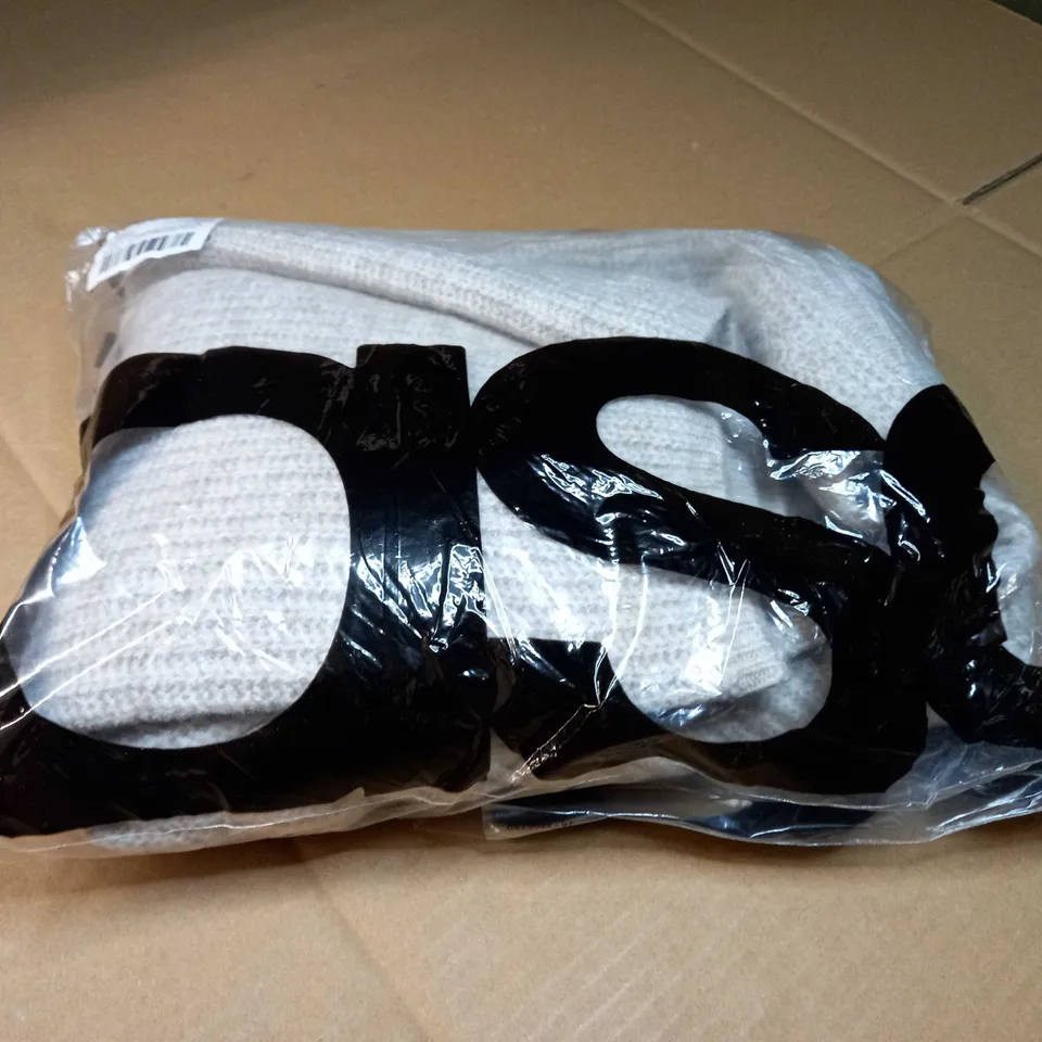 PACKAGED ASOS OATMEAL FLUFFY CEW NECK RIB JUMPER - SIZE 6