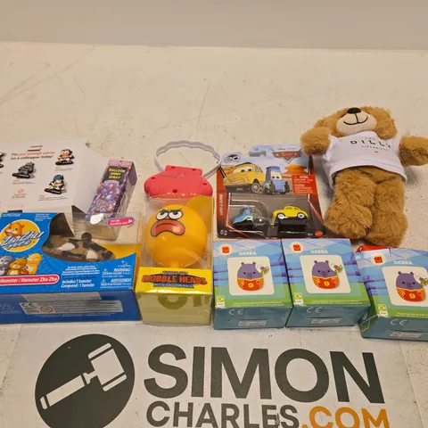 LARGE QUANTITY OF TOYS AND ACCESSORIES TO INCLUDE; MCDONALDS SQUISHMALLOWS, THE DILL PICADILLY TEDDY, CARS LUIGI AND GUIDO, WOBBLE HEAD, PIN BADGES AND ZHU ZHU PETS