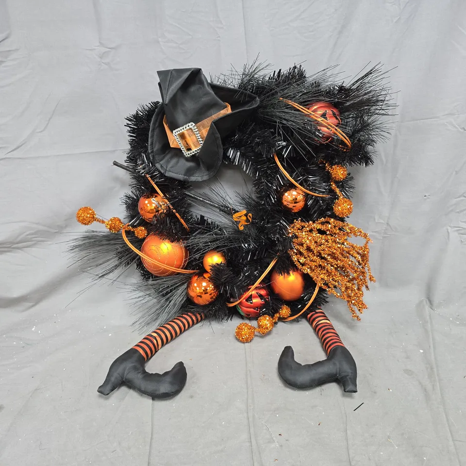 FESTIVE WITCH WREATH HALLOWEEN DECORATION 