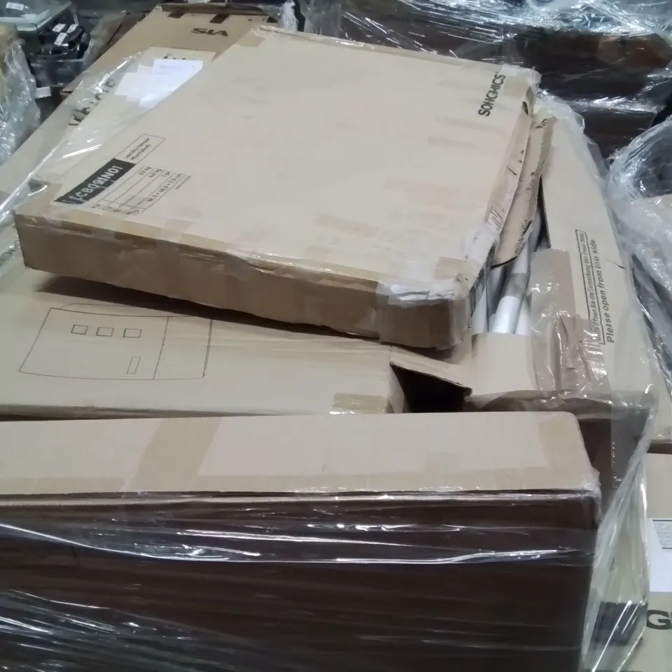 PALLET CONTAINING VARIOUS ASSORTED CUSTOMER RETURNS. TO INCLUDE: MAILBOX, LAUNDRY HAMPER, SHELVING ECT.