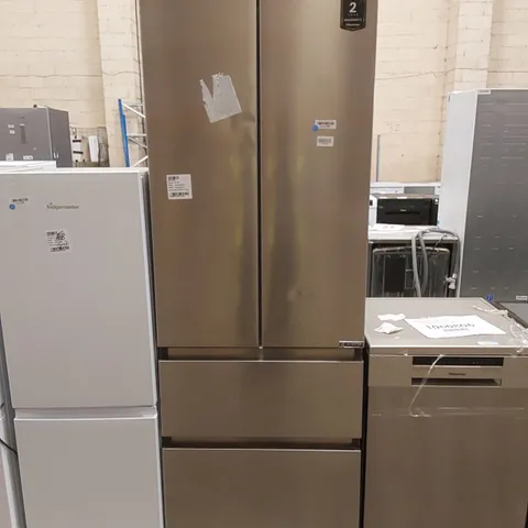 HISENSE AMERICAN STYLE FREESTANDING MULTIDOOR FRIDGE FREEZER IN SILVER, MODEL; RF632N4BCE