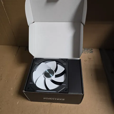 PHANTEKS D30-140 140MM D-RGB PWM CASE FANS – 3 PACK (BLACK)