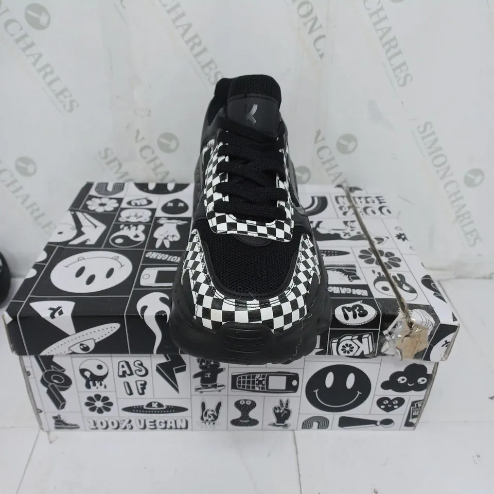 KOI FOOTWEAR MENS BLACK FORMATION CHEQUERED ATOMIC TRAINERS SIZE 11