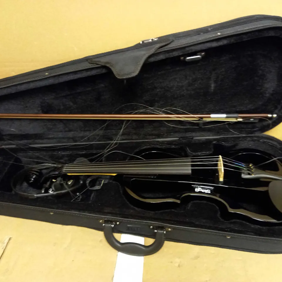 KNIGHTSBRIDGE STAGG VIOLIN AND HEADSET 
