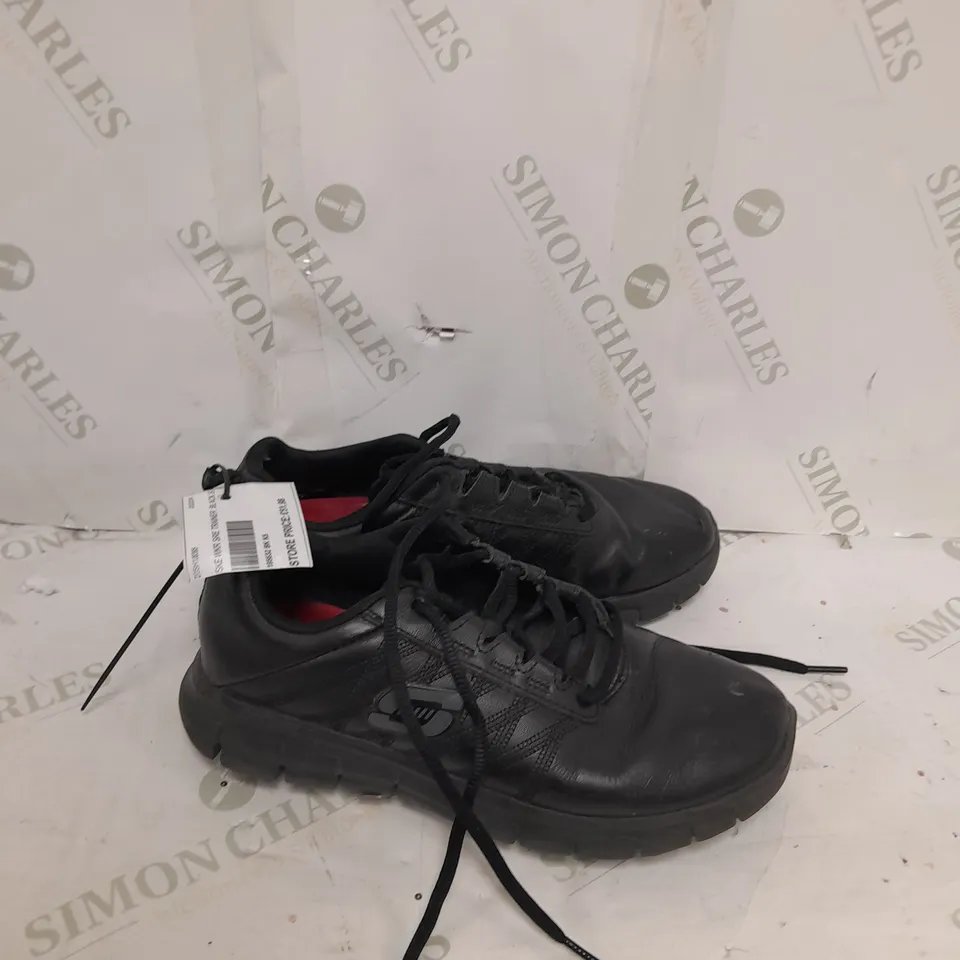 SKECHERS WORK SLIP RESISTANT BLACK SIZE 5