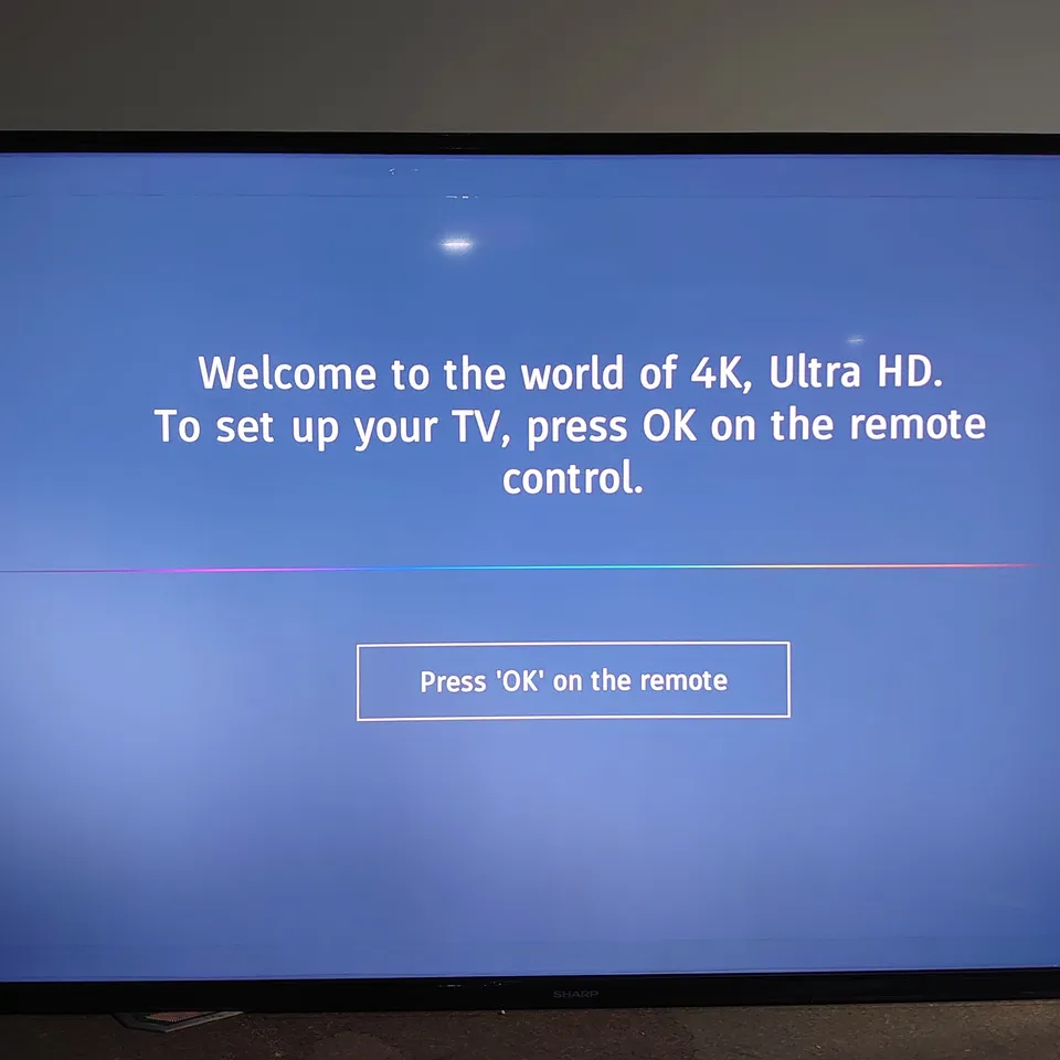 UNBOXED SHARP SMART TV 4K UHD 42" 4K ULTRA HD 42CJ2K