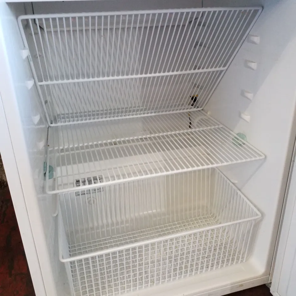 LEC PPSR158UK UNDERCOUNTER PHARMACY FRIDGE