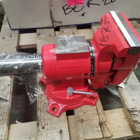 CLARKE CMV140 MULTI-PURPOSE CAST IRON VICE