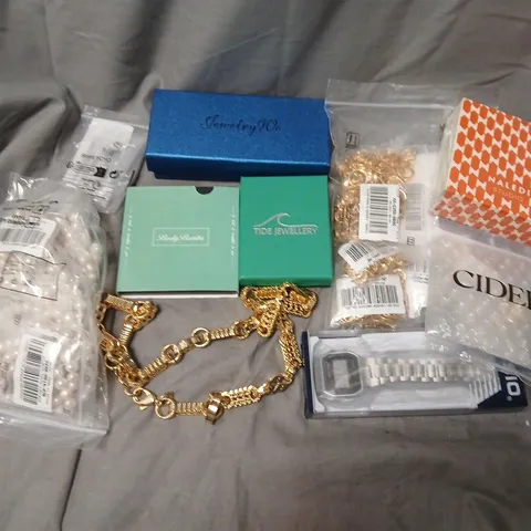 APPROXIMATELY 20 ASSORTED JEWELLERY ITEMS TO INCLUDE BRANDS SUCH AS CIDER, CASIO, TIDE JEWELLERY, ETC