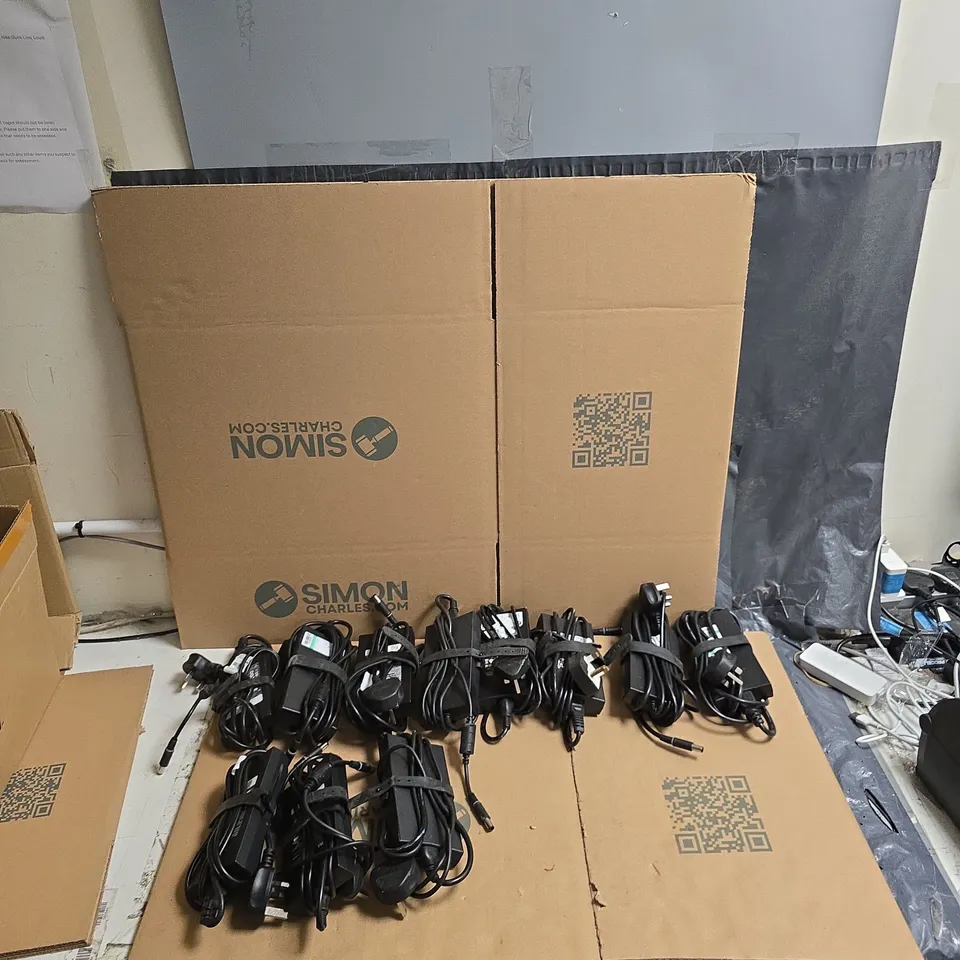 BOX OF APPROXIMATELY 10 ASSORTED DELL CHARGERS 