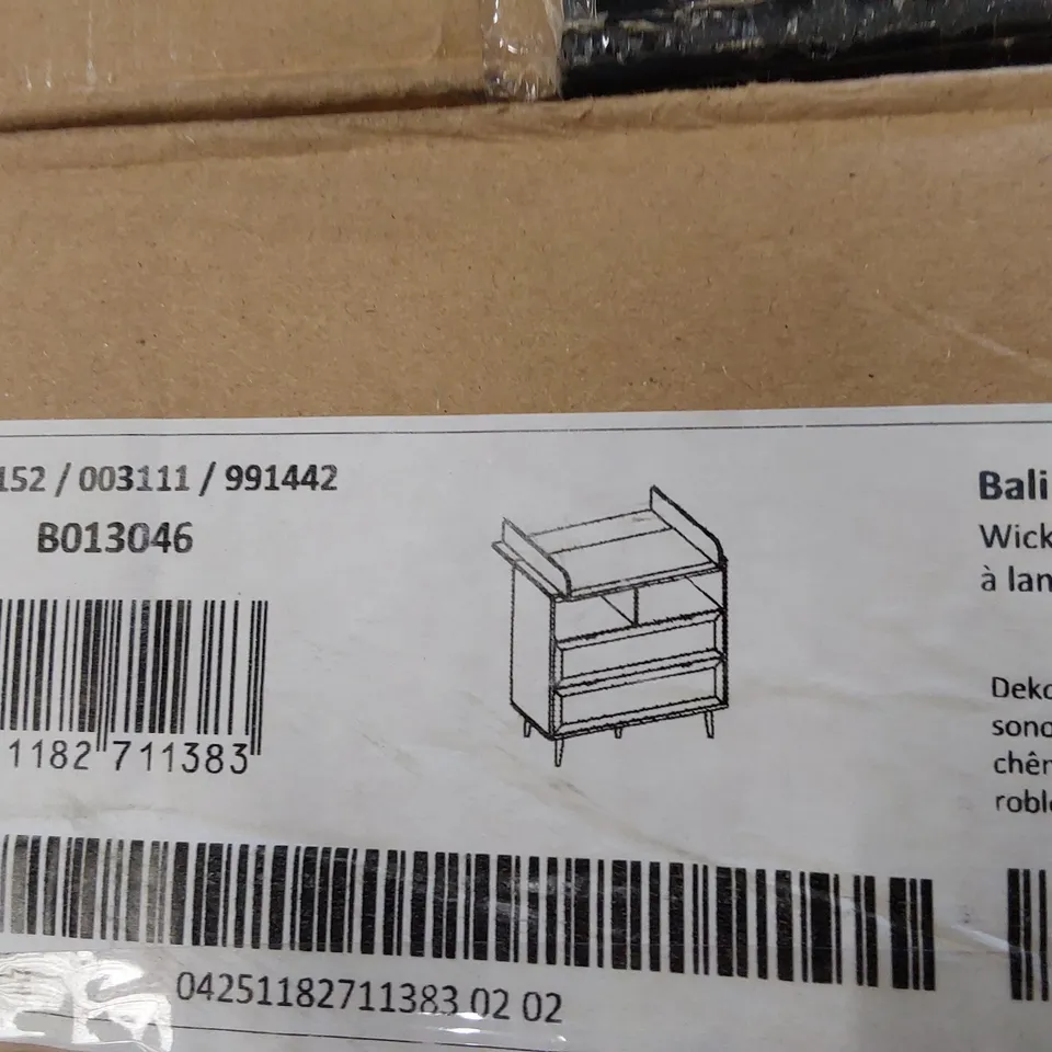 BOXED BALI 67A CHANGING TABLE IN WHITE (2 BOXES)