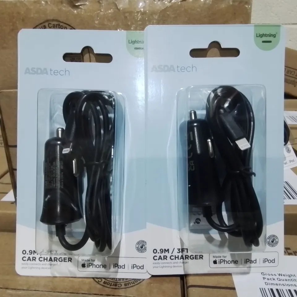 PALLET CONTAINING A LARGE QUANTITY OF BRAND NEW 0.9M CAR CHARGERS MADE FOR IPHONE