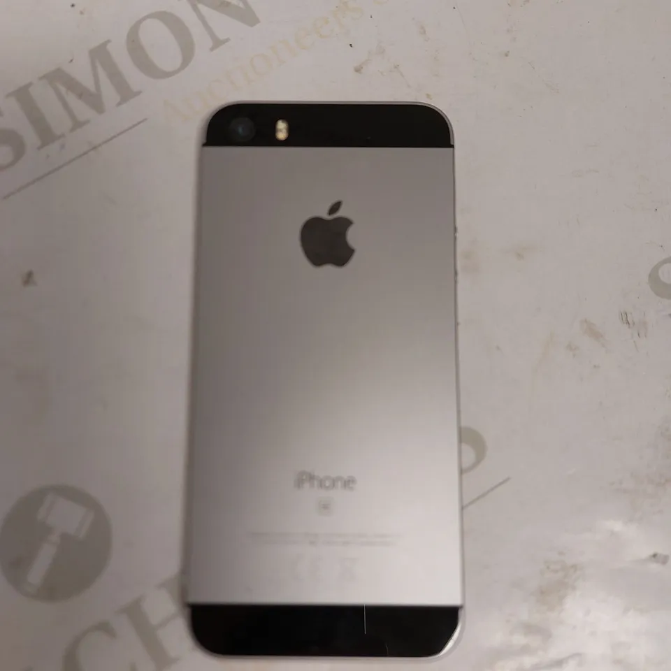 APPLE IPHONE SE (1ST GENERATION) A1723 