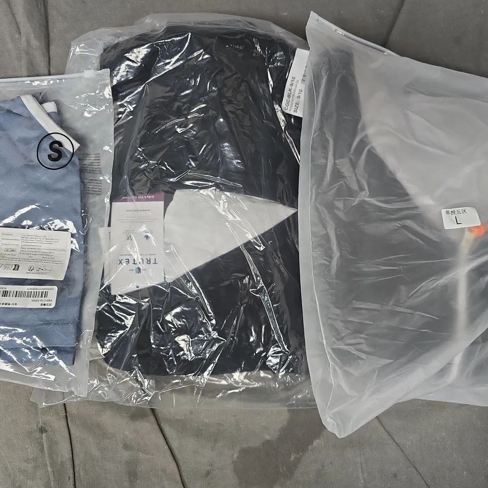 APPROXIMATELY 20 ASSORTED CLOTHING AND FASHION PRODUCTS IN VARIOUS STYLES AND SIZES - COLLECTION ONLY