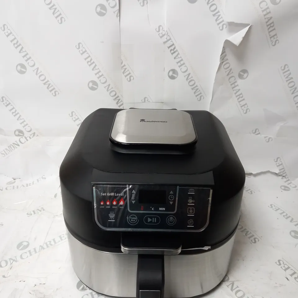 BOXED MASTERPRO KITCHEN ROBOT SMOKELESS GRILL AND AIR FRYER