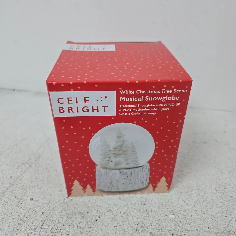 BOXED CELEBRIGHT WHITE CHRISTMAS TREE SCENE WIND UP & PLAY MUSICAL SNOWGLOBE
