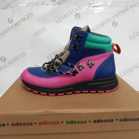 BOXED ADESSO RAINE WATERPROOF BOOTS, COLOURFUL - SIZE 7
