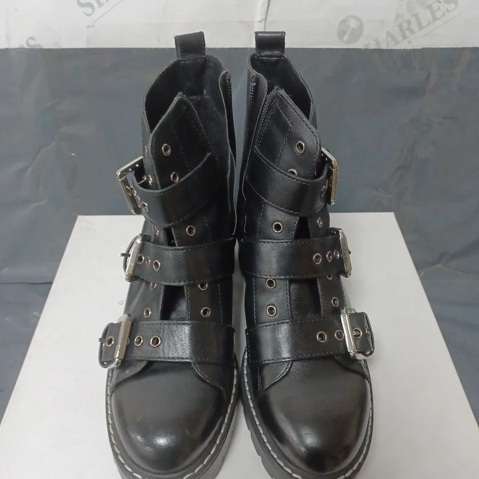 BOXED PAIR OF WHITBY BLACK LEATHER BOOTS SIZE 36