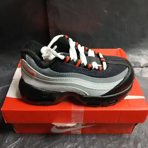 NIKE AIR MAX 95 RECRAFT (TD) TODDLER SHOES – UK 9.5 - KIDS 