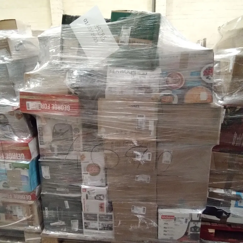 PALLET OF APPROXIMATELY 61 ASSORTED ITEMS INCLUDING 