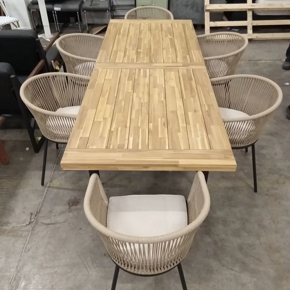 DESIGNER OUTDOOR PATIO DINING SET