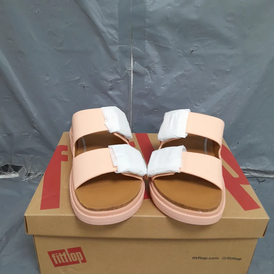 BOXED FITFLOP BUCKLE TWO BAR LEATHER SLIDES SIZE 3 