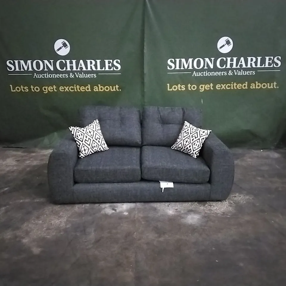 QUALITY DESIGNER  PRENT FABRIC SOFA