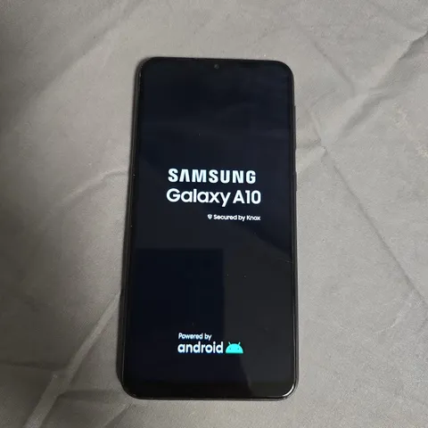 SAMSUNG GALAXY A10 SMARTPHONE