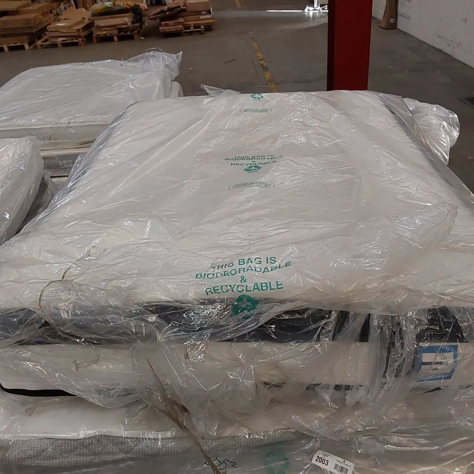 QUALITY BAGGED 4'6 DOUBLE POCKET SPRUNG MATTRESS 