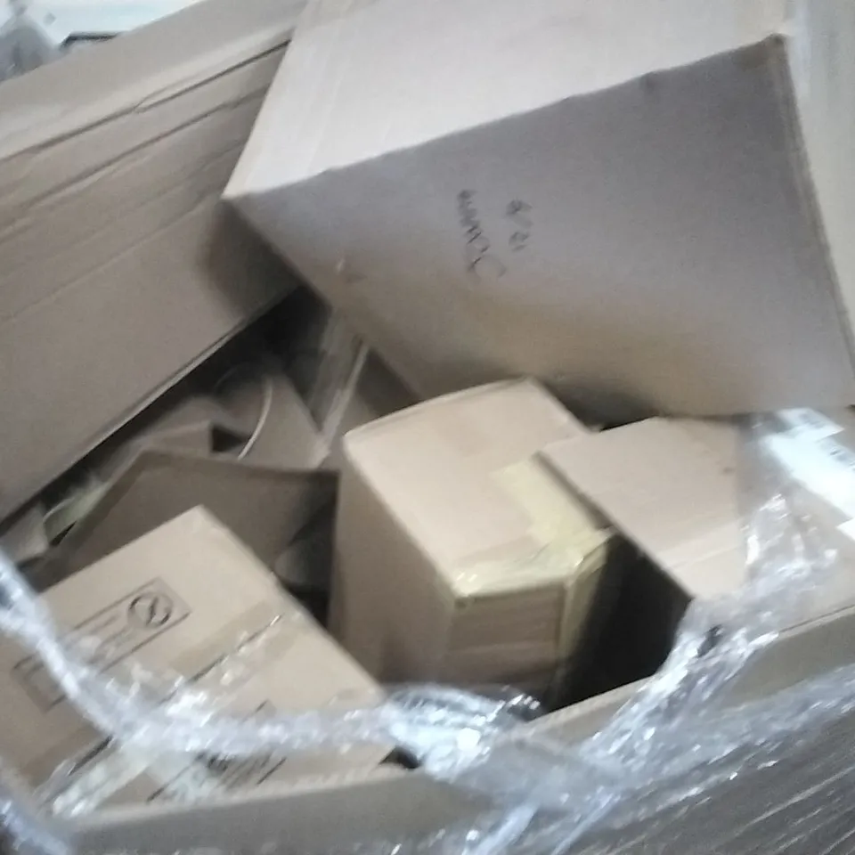 PALLET CONTAINING A VERY LARGE QUANTITY OF ASSORTED DESIGNER LIGHTING PRODUCTS INCLUDING:ALEXIA 5LT CLUSTER CEILING FITTING,LILBOURNE CERAMIC CEILING PENDENT LIGHT,SMITHSON CEILING FITTING
