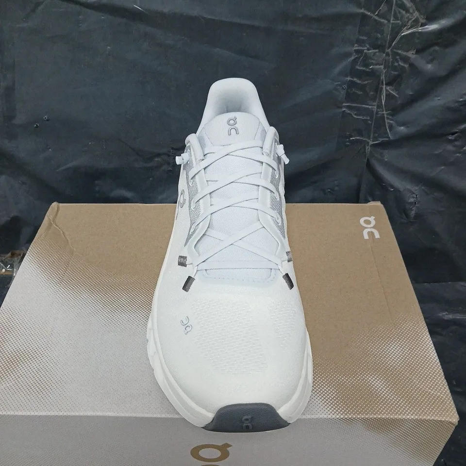 BOXED PAIR OF ON CLOUD CLOUDTILT TRAINERS - WOMENS - UK SIZE 7.5