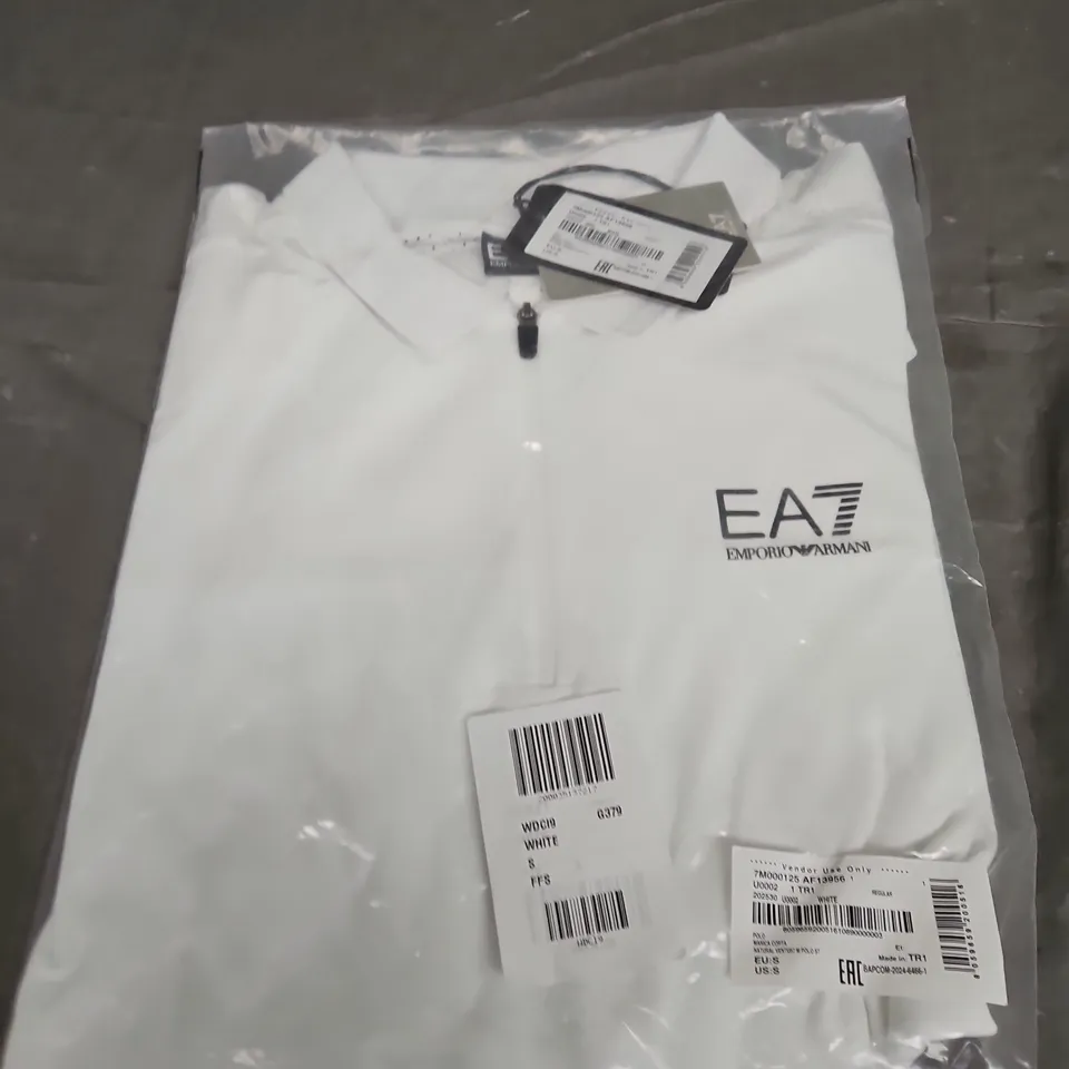 EMPORIO ARMANI LOGO SHIRT - SIZE SMALL
