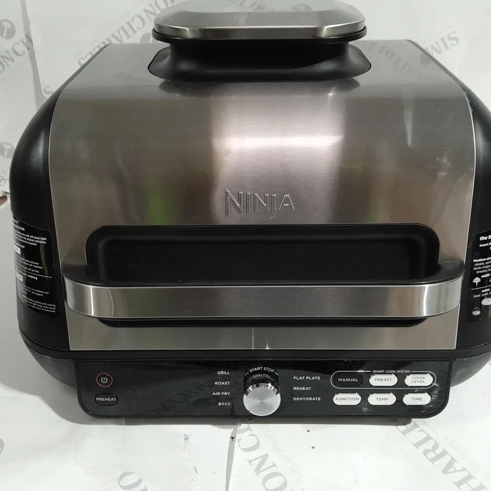 BOXED NINJA FOODI MAX PRO HEALTH GRILL AND AIR FRYER AG651UK