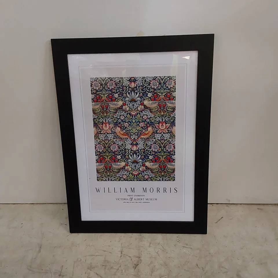 BOXED STRAWBERRY THIEF VOL.2 BY WILLIAM MORRIS FRAMED PRINT 