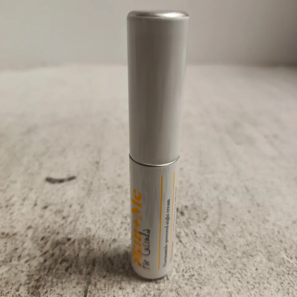 SKIN + ME NIACINAMIDE-POWERED NIGHT CREAM HEALTH & BEAUTY STICK – WHITE TUBE, GREY CAP 