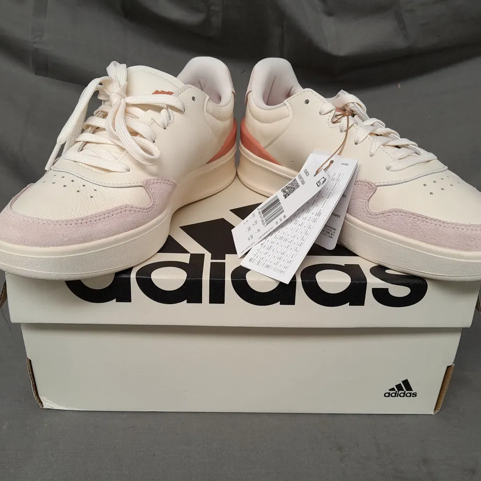 BOXED PAIR OF ADIDAS KATANA SHOES IN CREAM/PINK UK SIZE 6.5