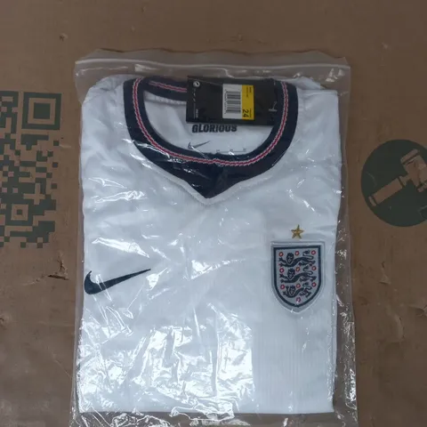 NIKE ENGLAND HOME JERSEY SIZE 24