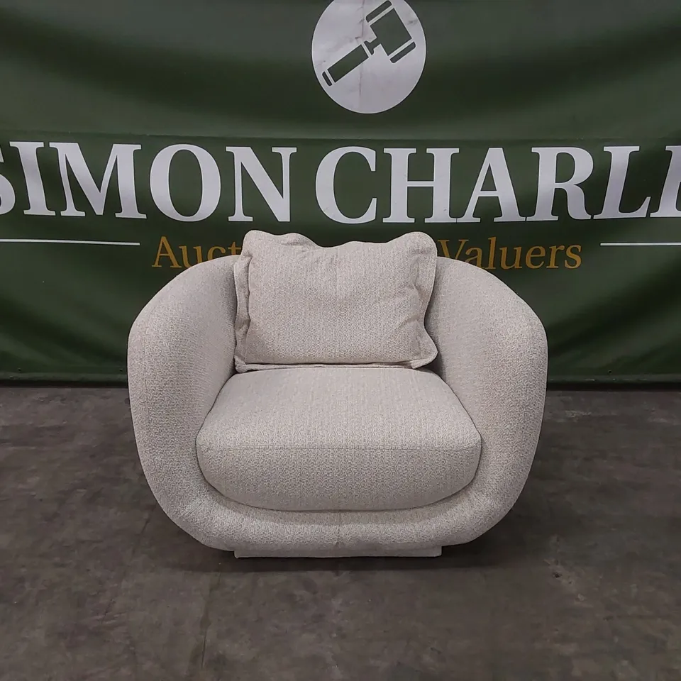 QUALITY DESIGNER BAIE SNUGGLER CHAIR IN FORZA FABRIC - NATURAL