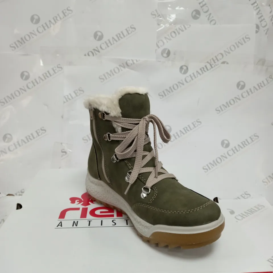 BOXED PAIR OF RIEKER BOOTS SIZE EUR 38